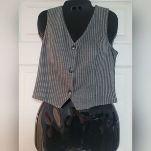 Gray Striped Button-Up Vest M